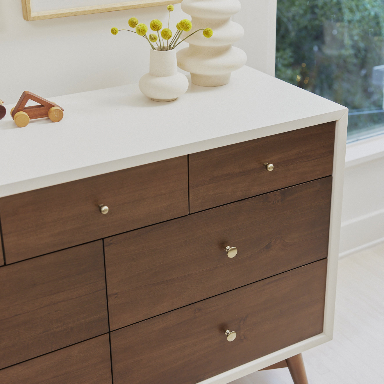 Palma 7 Drawer 53" W Double Dresser, Warm White/Natural Walnut