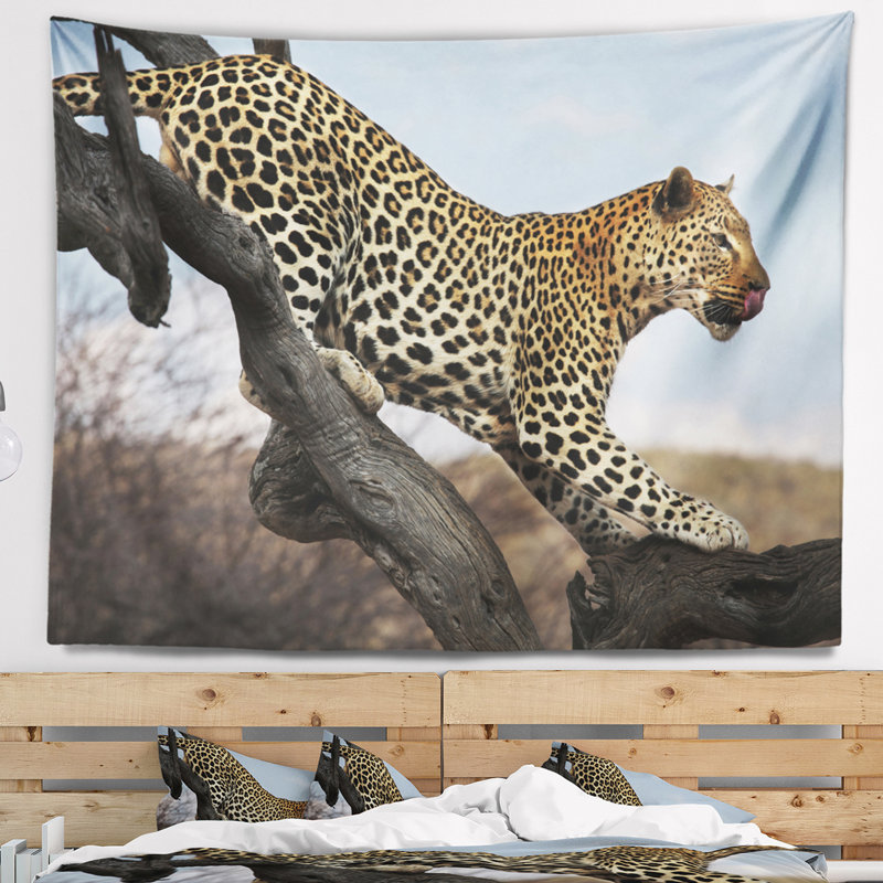 Tapisserie de l’arbre en marche africaine leopard, H 68 po x l 80 po