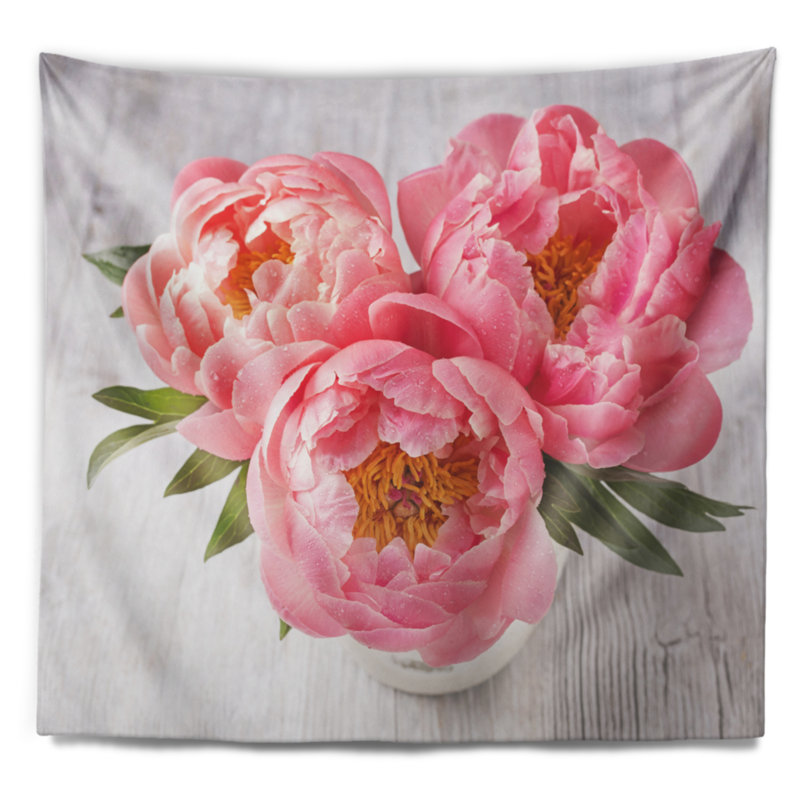 Tapisserie de pivoines sur fond blanc, H 78 po x l 92 po