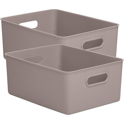 Ensemble de boîtes en plastique nervuré
