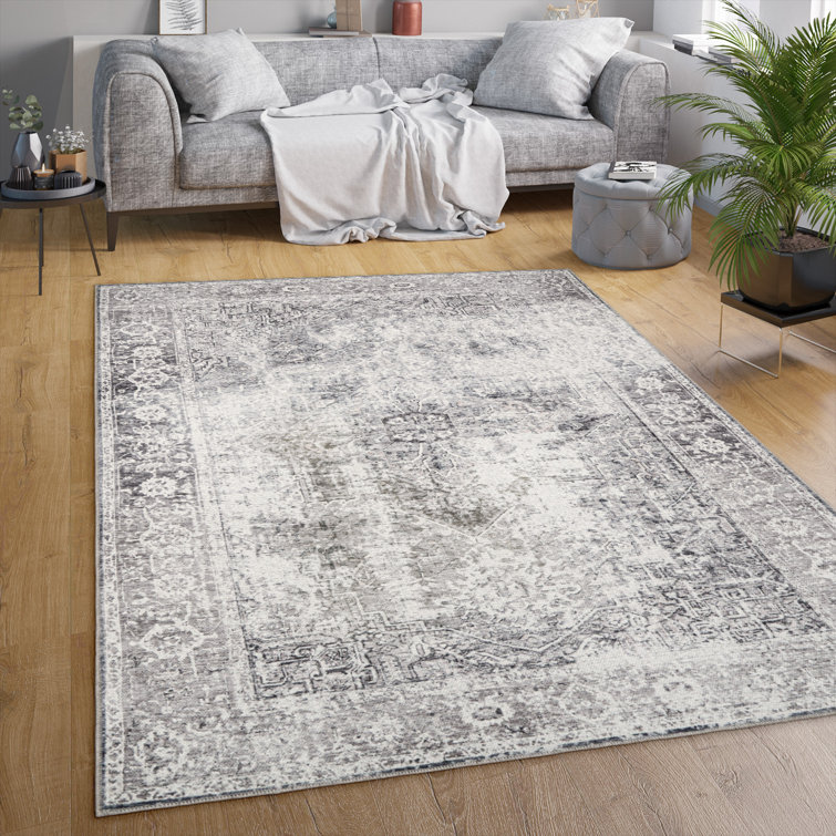 Bettsville Oriental Area Rug