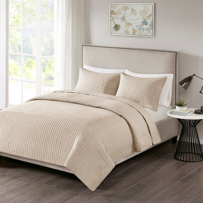 3 Piece King/ King Quilt In Khaki - Square Check , Filled Quilt, 2 Shams, Easy Maintenance Reversible With Stylish Pattern And Matching Machine Washable