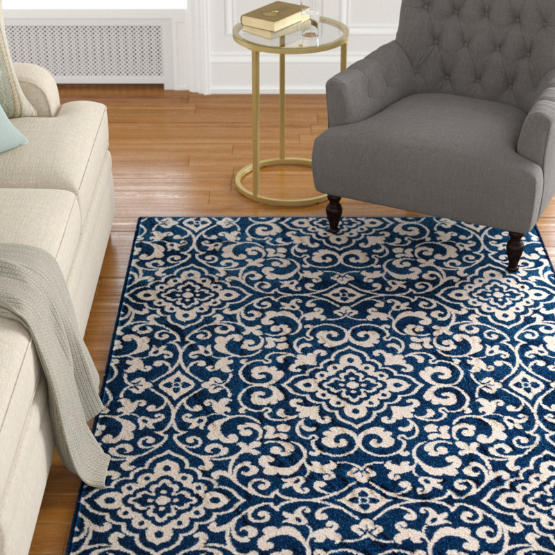 Hughes Oriental Indoor / Outdoor Rug, Runner 2'2" x 7'3"