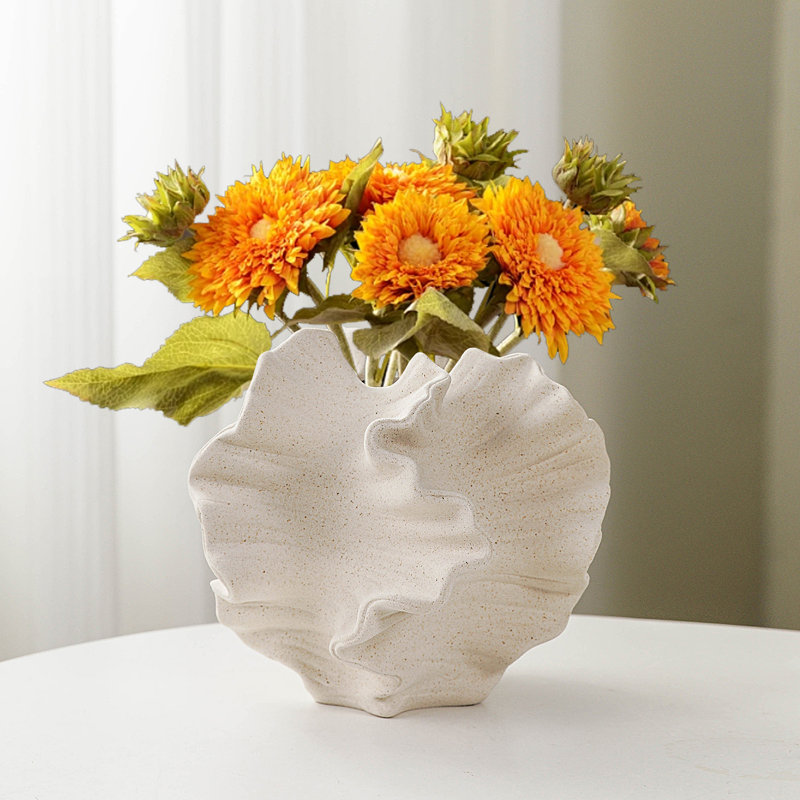 Kamran Handmade Ceramic / Porcelain Table Vase, White