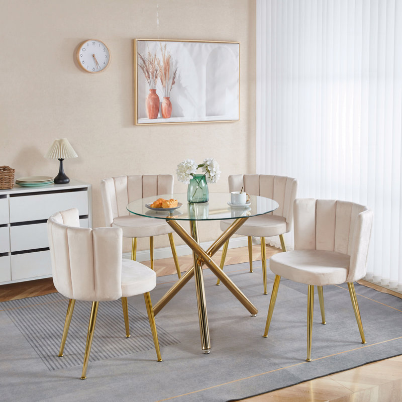 Chaise de salle à manger blanc cassé de style moderne (ensemble de 2) avec pieds en fer de couleur dorée, velours et dossier confortable