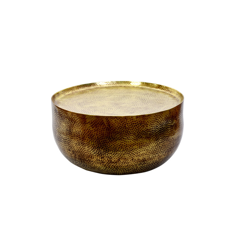 Table basse marocaine en laiton martelé antique