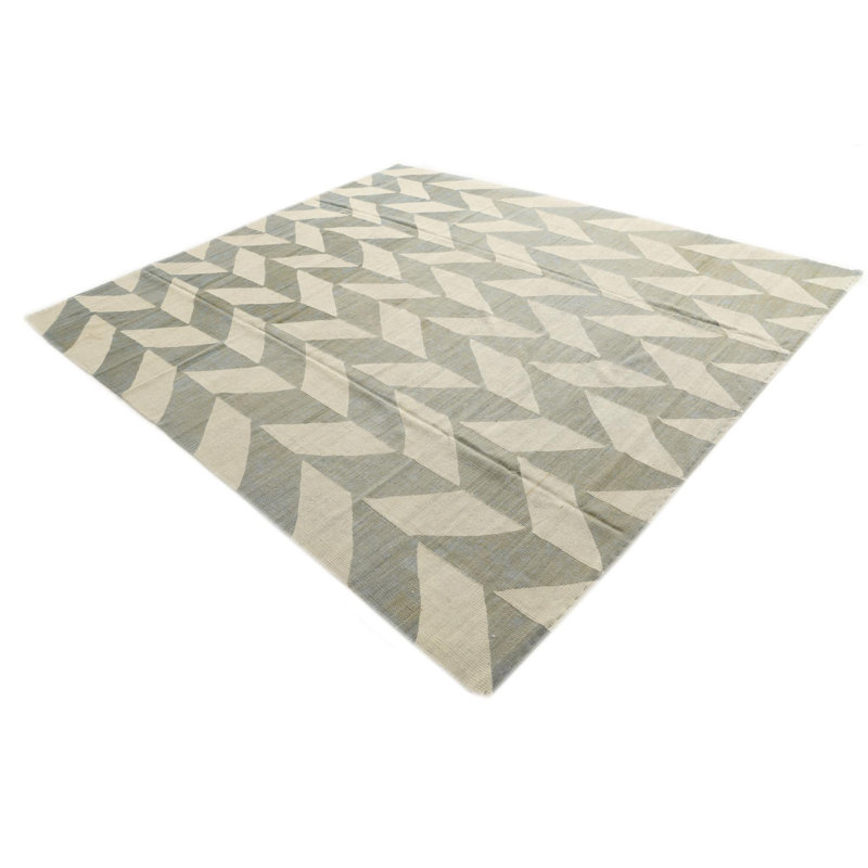 8x10 Petrella Ivory Rug