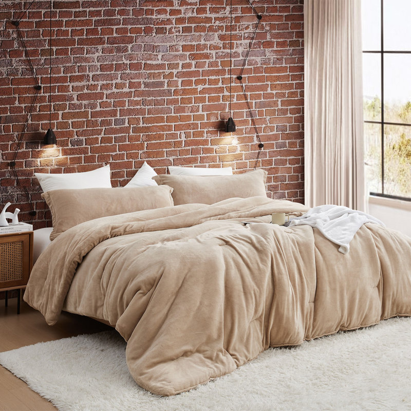 Git Cozy Coma Inducer Velvety Oversized Comforter Set, Brown, Alaskan King Comforter + 4 Shams