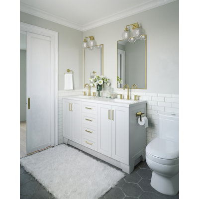 Meuble-lavabo double 61 po Fredrickson avec plateau en quartz blanc