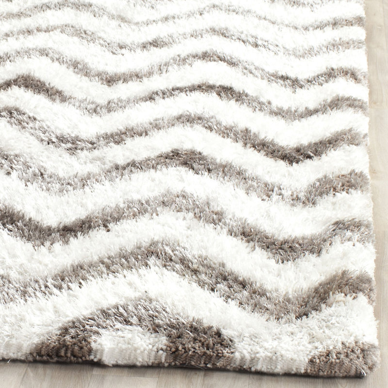 Carignan Chevron Cotton Hand Woven Area Rug, Rectangle 61 x 91 cm