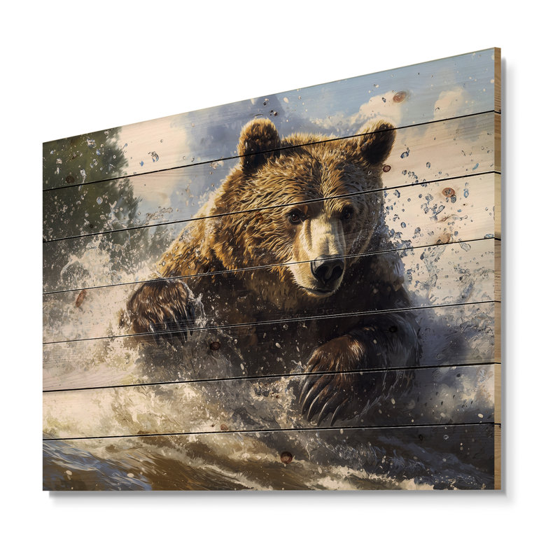 Ours qui court dans la rivière I - impression sur bois d'ours - sur bois de pin naturel, H 34 po x l 44 po x P 0,78 po