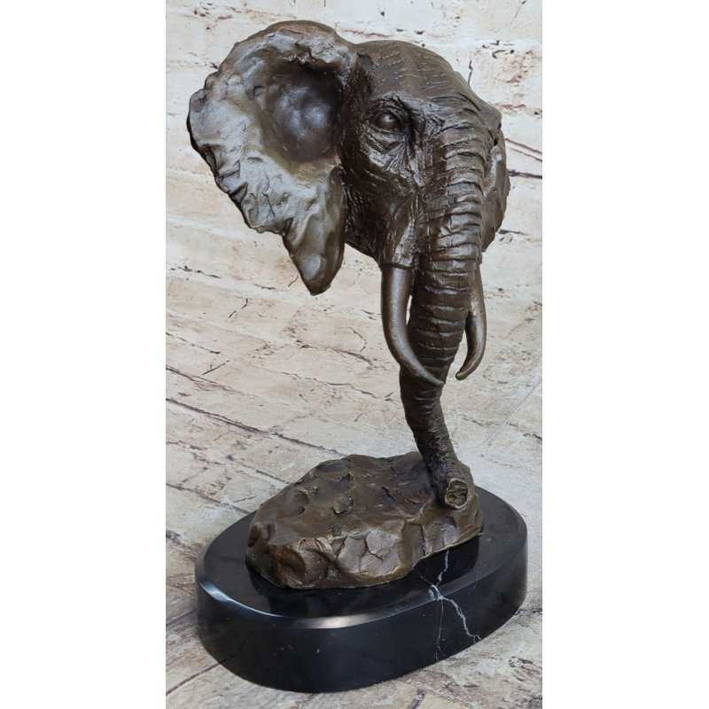 Figurines et sculptures