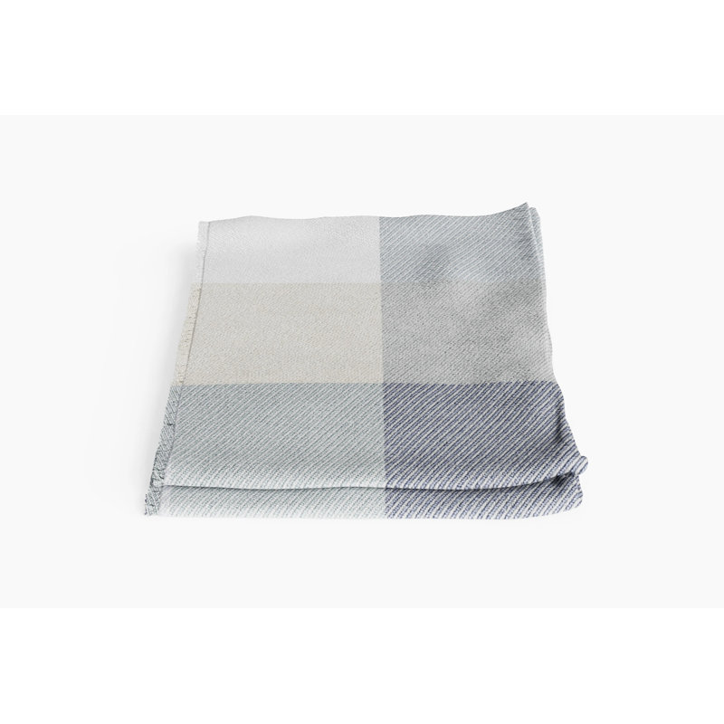Jeté d'extérieur Bug Shield, L 50 po x L 60 po, Tissu écossais gris pierre