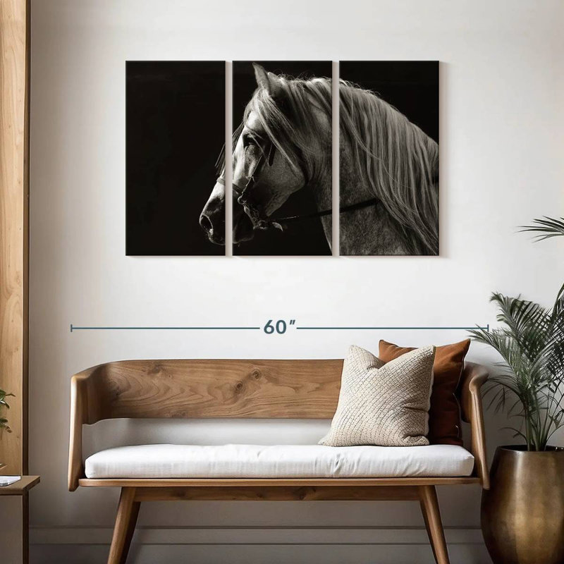 Cheval à crinière longue, H 28 po x l 45 po