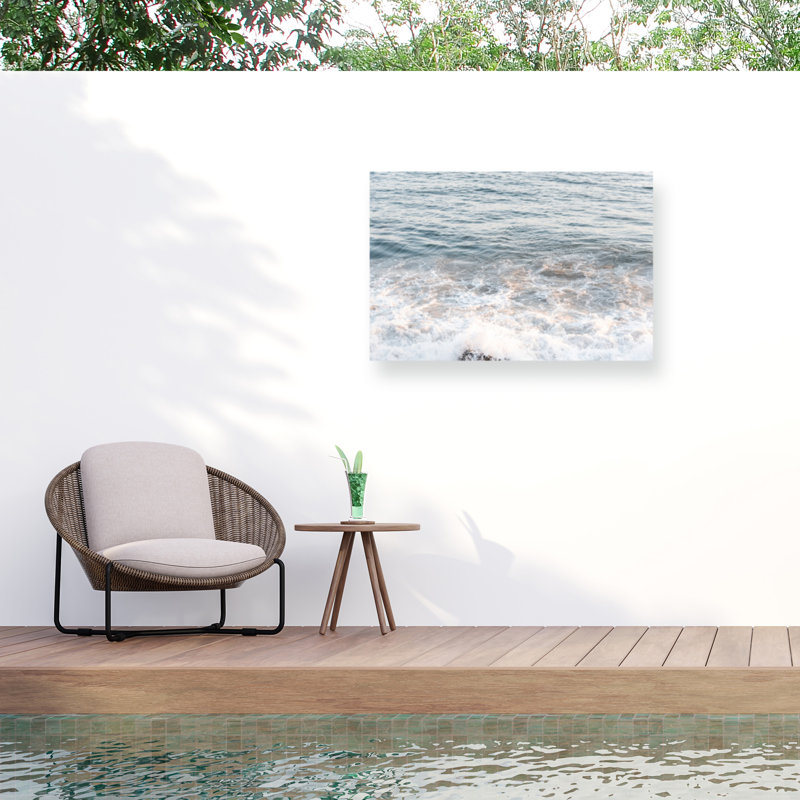 Elena Chukhlebova Saltwater Cures All Wounds Outdoor  Canvas, H 12 po x l 19 po