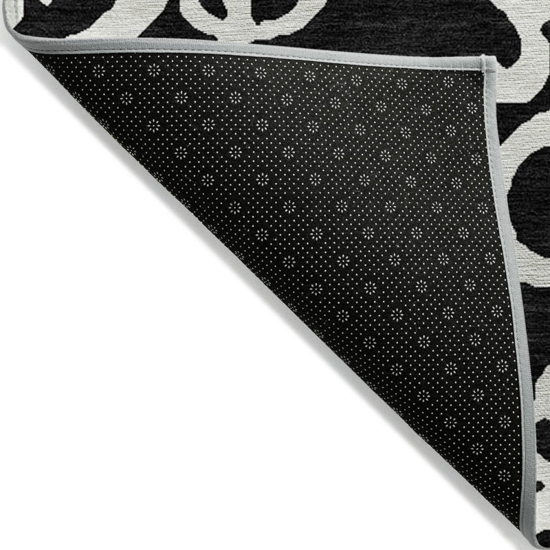 Tapis intérieur / extérieur damassé noir et ivoire 8 pi x 10 pi