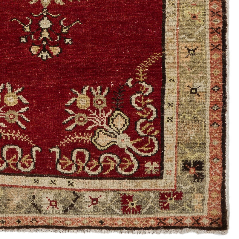 Tapis turc vintage fait à la main