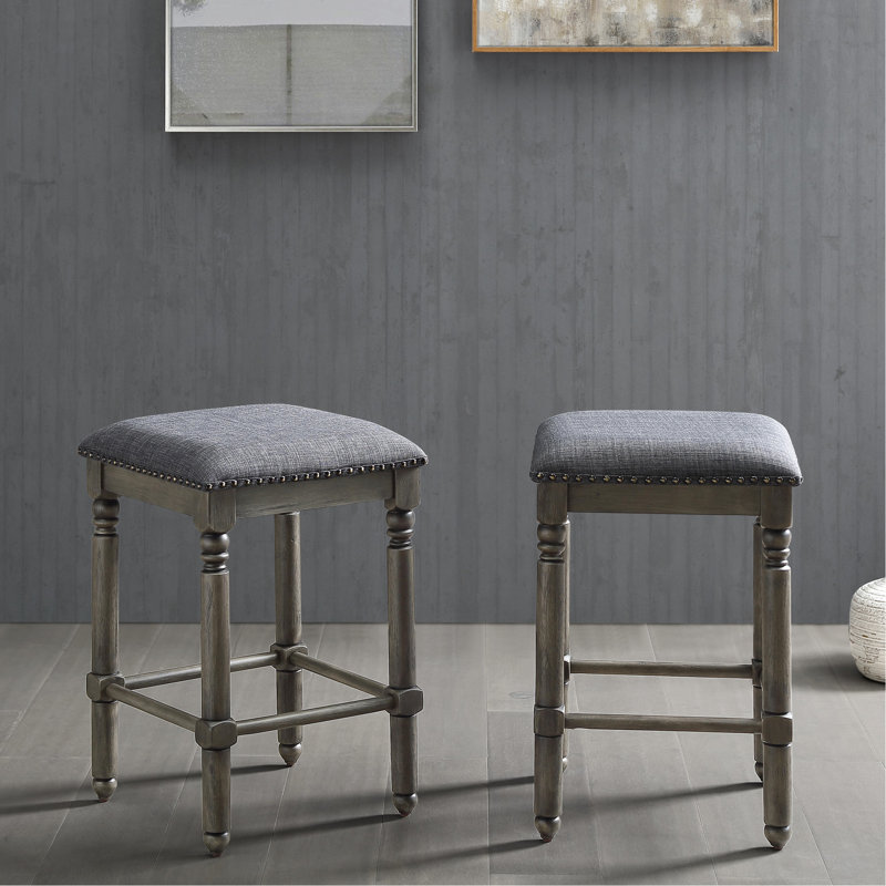 Tabourets gris à hauteur de comptoir rembourrés de 2 sièges en tissu brun clair avec têtes de clou bronze, fabrication en bois d'hévéa massif et en contreplaqué, style rustique chic, l 16 po x P 16 po x H 24,32 po, assemblage requis: 2 po