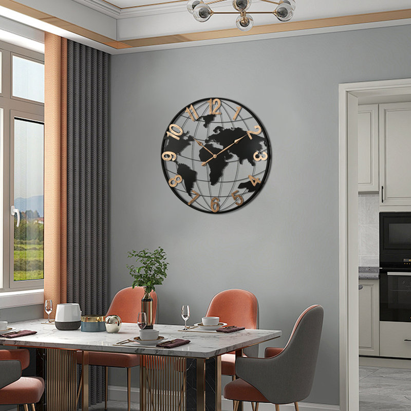 Horloge murale créative en forme de globe - carte du monde pour un point focal de salon moderne