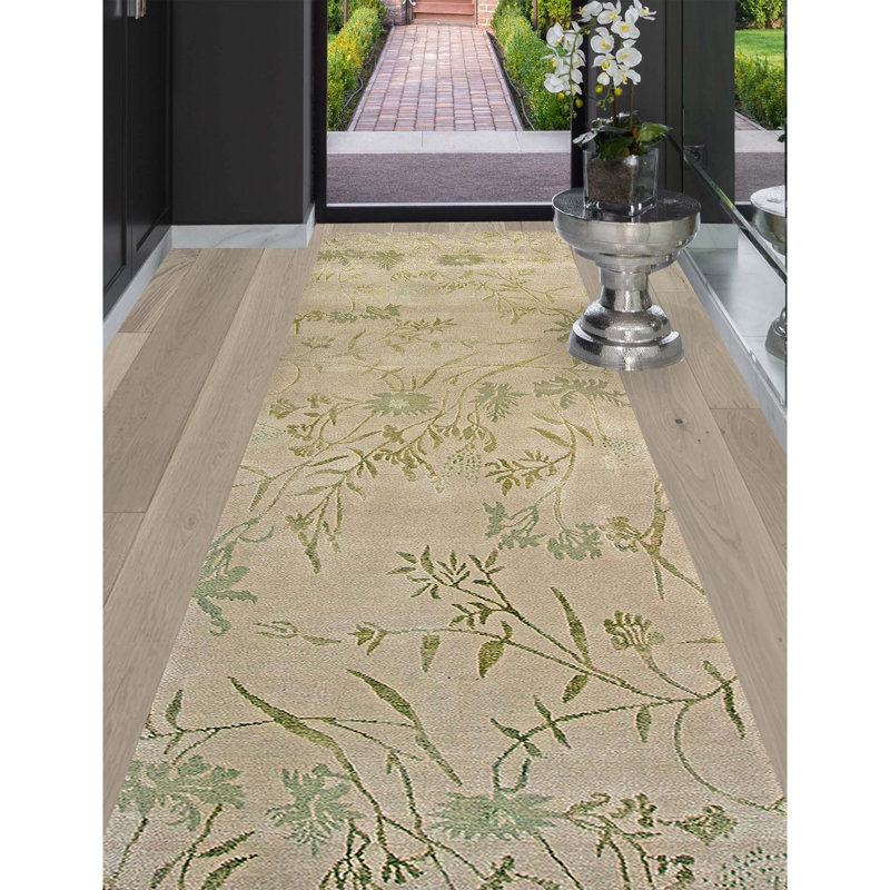 Floral Area Rug, Runner 3' x 10'
