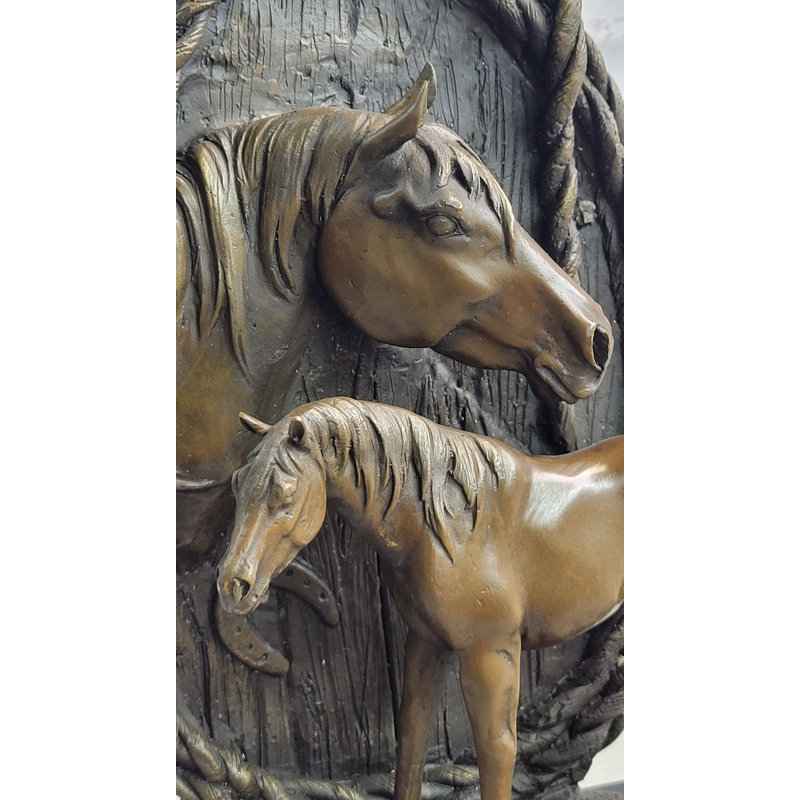 Statue équestre en bronze avec cheval et cheval