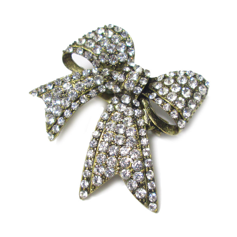 Broche Fakenham, Bronze
