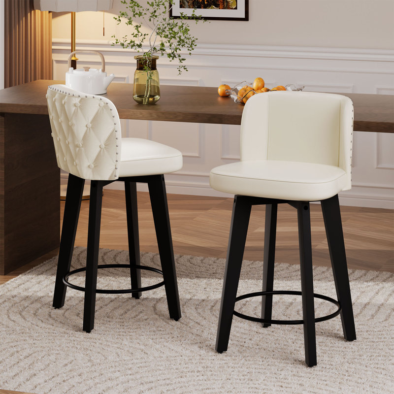 Ensemble de 2 tabourets de bar pivotants beiges, siège en cuir PU de 27,5 po avec dossier capitonné, pieds en bois massif, chaises de bar à hauteur de comptoir pour îlot de cuisine, salle à manger, café