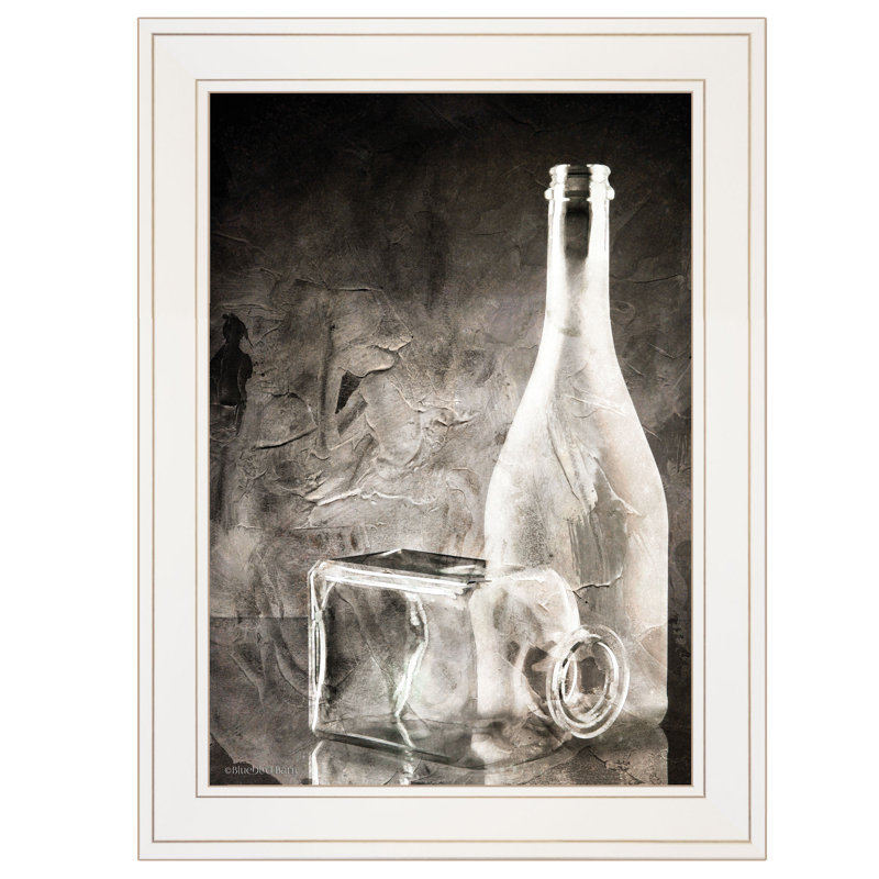 "Moody Gray Glassware Still Life", art mural encadré pour salon par Bluebird Barn Group, Blanc