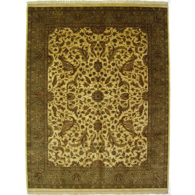 Moghul Wool Oriental Indoor Rug