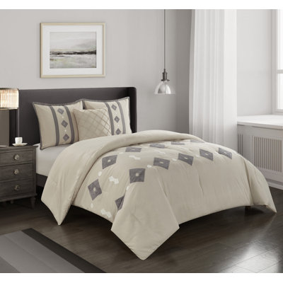 Nessie Comforter Set