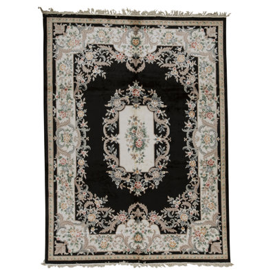 Hand Knotted Wool Oriental Area Rug