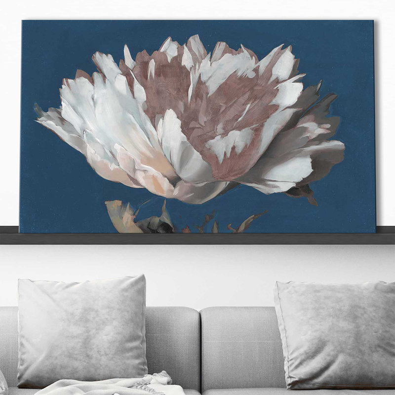 «Flower on Blue» par Mark Lawrence - peinture sur toile à cadre flottant, Toile tendue, H 24 po x l 40 po x P 1,5 po