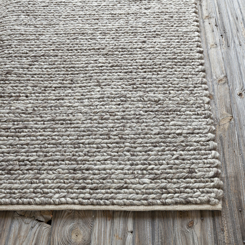 Valencia Wool Area Rug in Brown, 9' x 13'