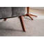 Chaise d'appoint Mid-Century moderne avec structure en bois massif et tissu chenille