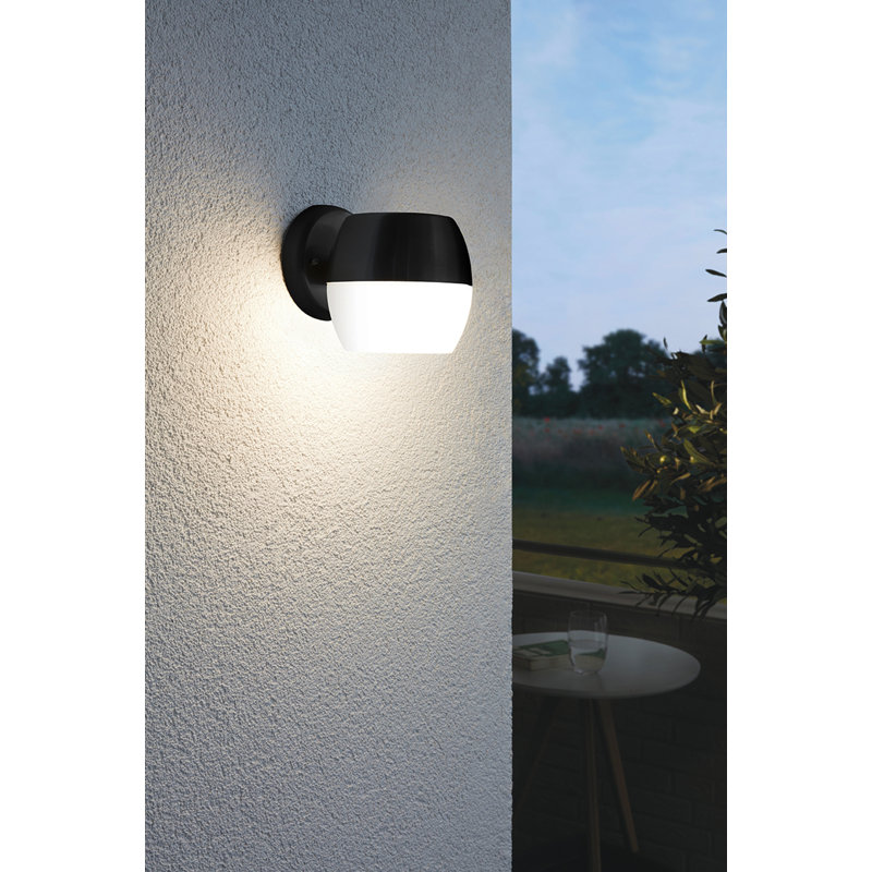 Angulay LED Wall Light, Black