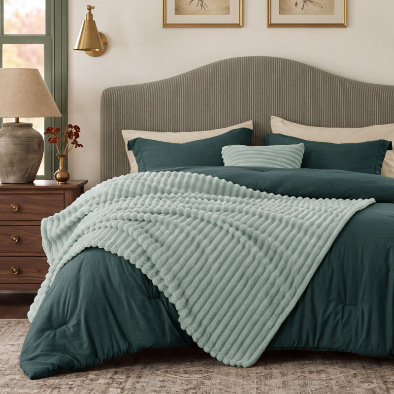 Bedsure Comforter Full Size 5 Pieces - Full Size Comforter Set with Fleece Throw Blanket and Decorative Pillow, Lightweiget Bedding Comforter Sets, All Season Bedding Sets, Emerald Green