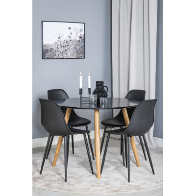 Huntingdon 4 - Person Dining Set