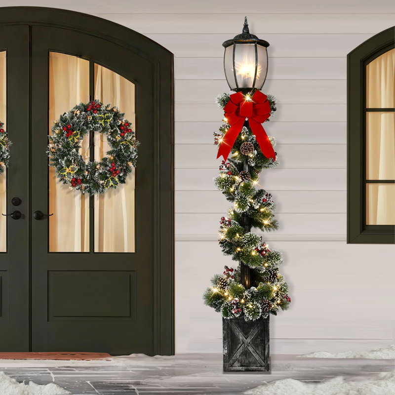 Lampadaire de Noël 7 pi avec 100 lumières DEL scintillantes dans un pot