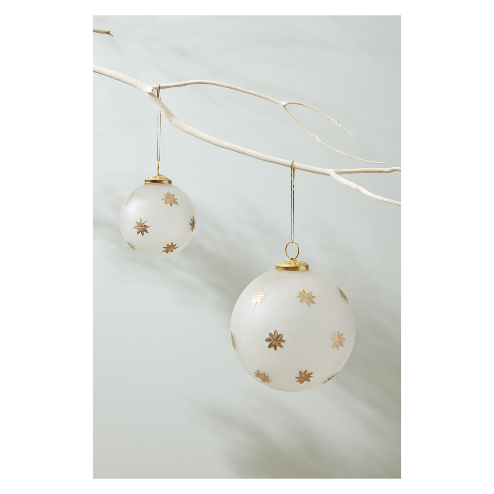 Stari North Star Ball Ornament, 6" H x 6" W x 6" D