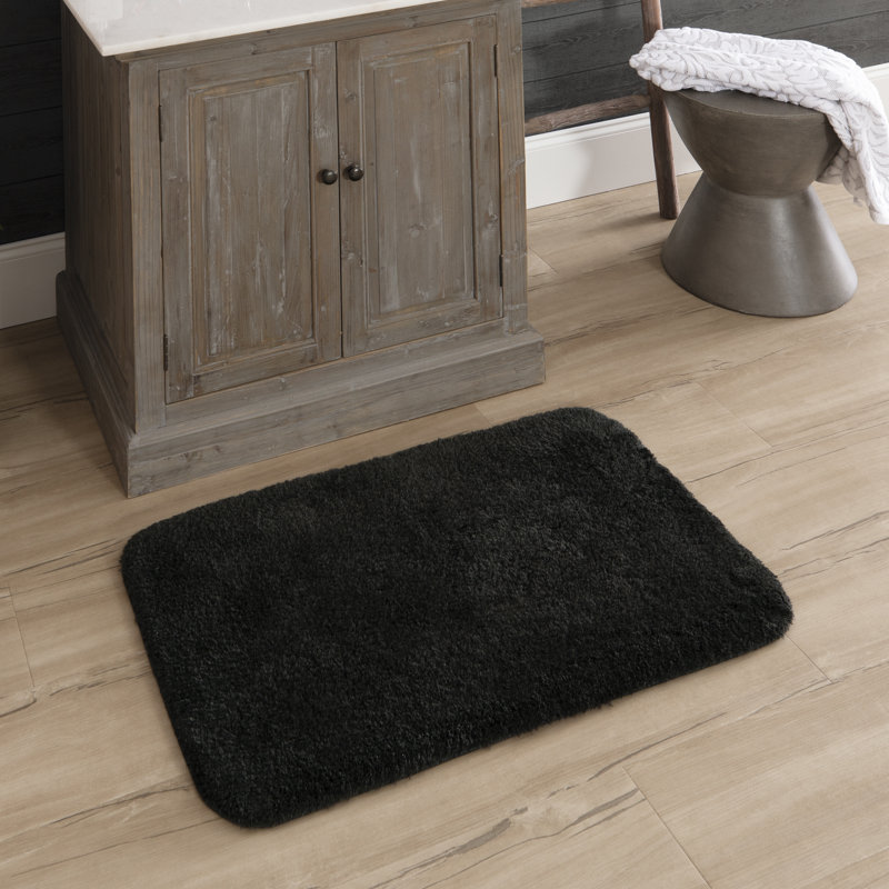 Tapis pour salle de bain Benedetti, L 20 po x L 34 po, Colombe