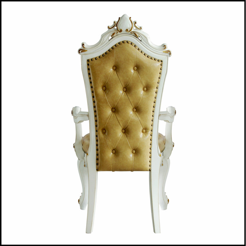 Ensemble de 2 chaises avec accoudoirs touffetés de couleur caramel et perle antique, combinant élégance et confort pour les intérieurs modernes