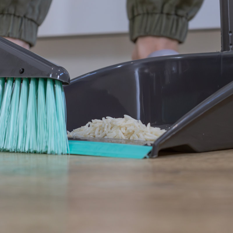 Dalva Dustpan And Brush, Grey
