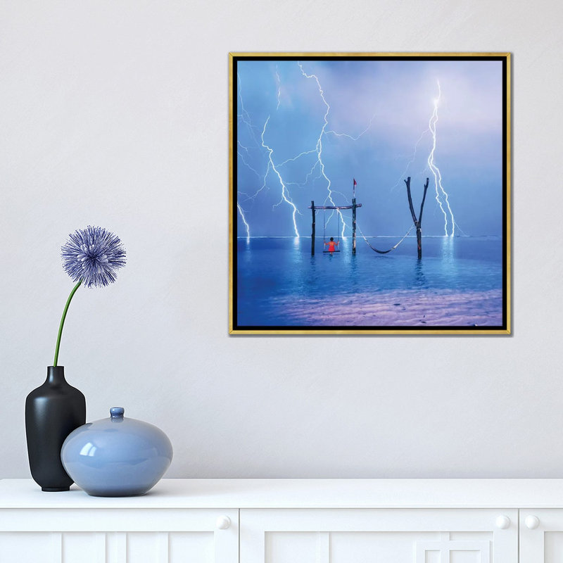 Impression « Scary, but beautiful » par Hobopeeba, H 18 po x l 18 po x 1,5 po, Toile encadrée d'or, Pas de tapis