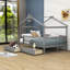 Lit en bois en forme de maison-88580466-88580467