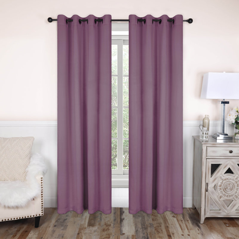 Paire de rideaux obscurcissant avec œillets Millendon, Glycine, L 52 po x L 120 po