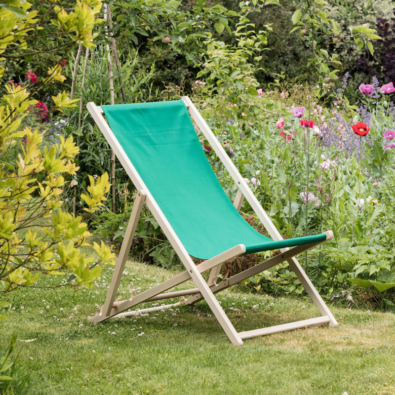 Harbour Housewares - Folding Wooden Deck Chairs, Lime/Green
