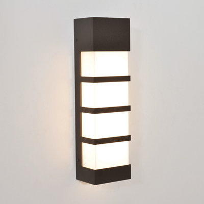 Lower Hazel LED Wall Light
