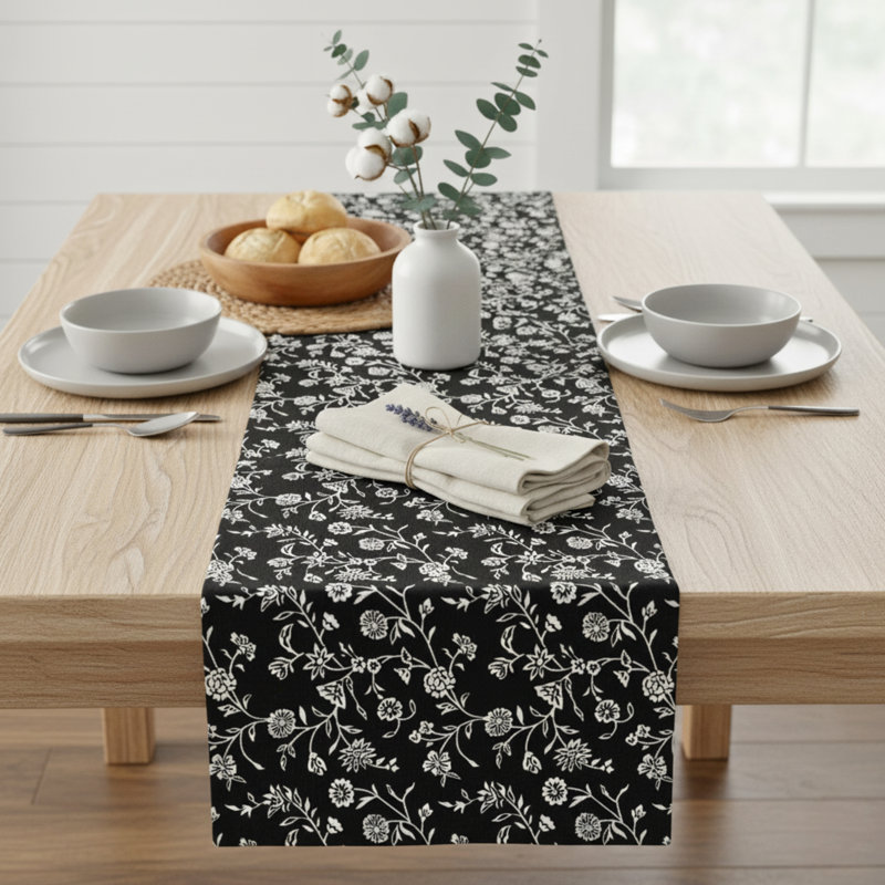 Chemin de table Floral Floral , L 72 po x l 14 po, Noir / blanc