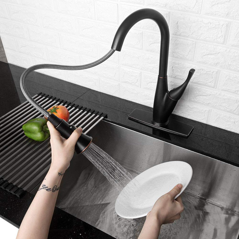 Robinet de cuisine à poignée simple