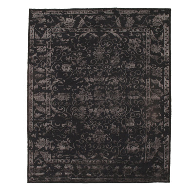 Wool Oriental Area Rug in Black